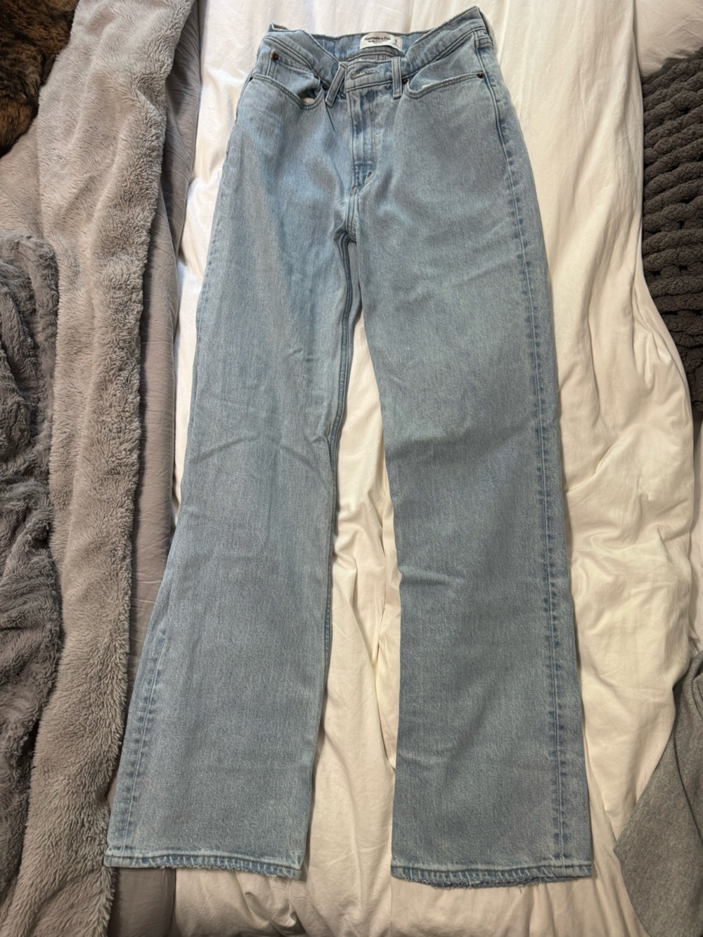 Abercrombie & Fitch Light Women Jeans